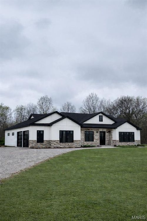 18805 Highway J, Monroe City, MO, 63456-2921 | Card Image