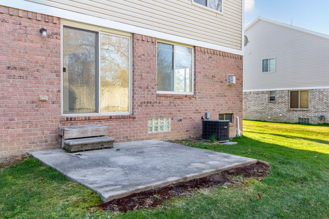 6173 Elarz Dr, Condo with 4 bedrooms, 3 bathrooms and null parking in Troy MI | Image 43