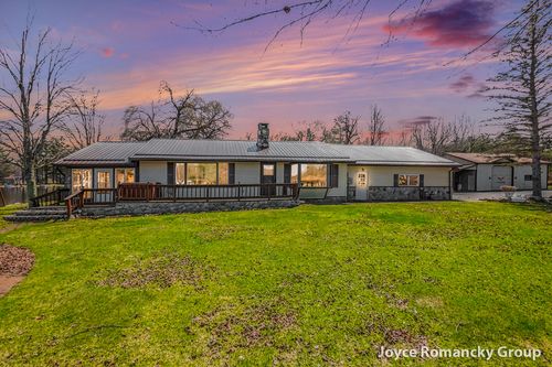 11235 W Broomfield Rd, Remus, MI, 49340-9640 | Card Image