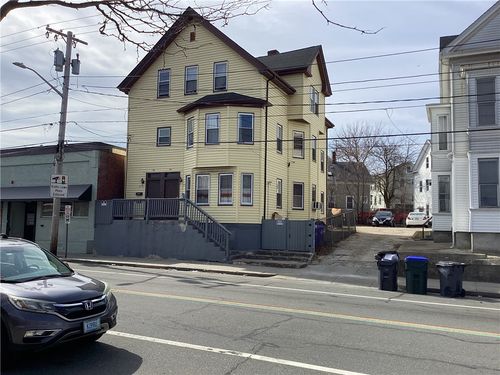 476 Smith St, Providence, RI, 02908-4307 | Card Image