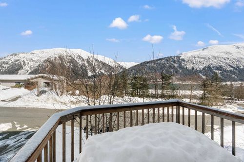 2892 Simpson Avenue, Juneau, AK, 99801 | Card Image