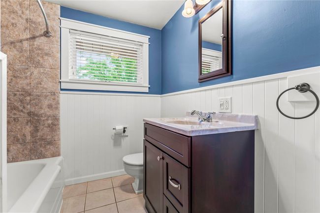 857 E Mcmurray Rd, House other with 3 bedrooms, 3 bathrooms and 2 parking in Peters Twp PA | Image 24