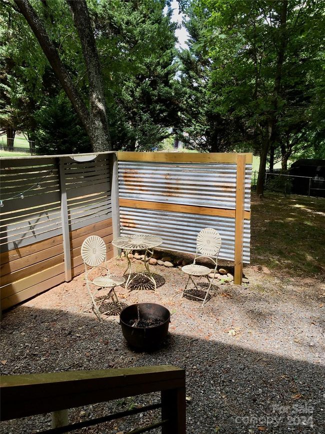 18 - 16-18 Cowan Ln, House other with 4 bedrooms, 4 bathrooms and null parking in Fairview NC | Image 29