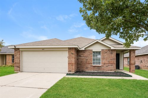 1605 Castle Ridge Rd, Fort Worth, TX, 76140-5755 | Card Image