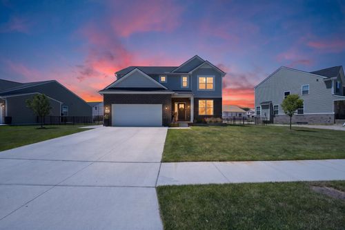 51681 Maple Leaf Dr, Macomb, MI, 48042-4539 | Card Image