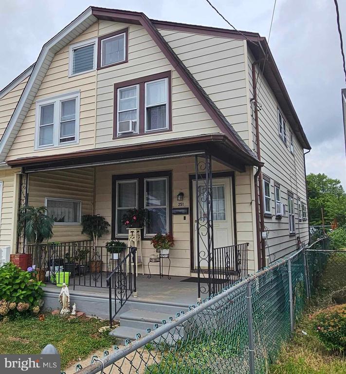 Lynwood Ave, Trenton, NJ 08609