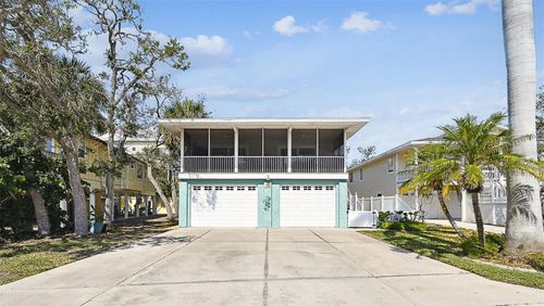 616 2nd St, INDIAN ROCKS BEACH, FL, 33785-2608 | Card Image