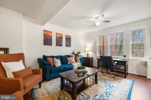 apt-15-1913 N Rhodes St, ARLINGTON, VA, 22201-3135 | Card Image