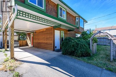 2793 Ulverston Ave, House other with 4 bedrooms, 2 bathrooms and 2 parking in Cumberland BC | Image 3