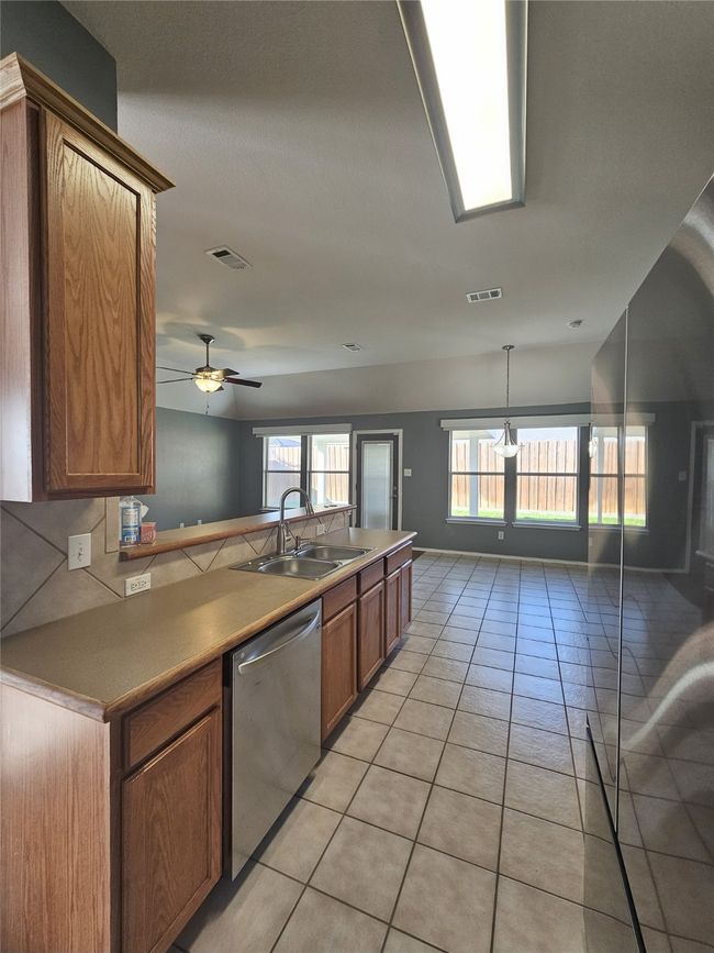 2110 Preston Trl, House other with 4 bedrooms, 2 bathrooms and null parking in Forney TX | Image 19