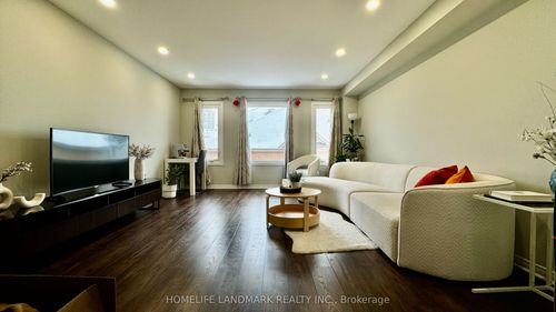 62 Beresford Dr, Richmond Hill, ON, L4B4J5 | Card Image