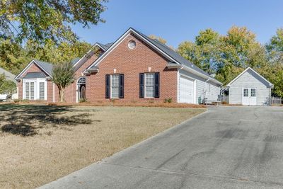 905 Cruce Lake Drive, House other with 3 bedrooms, 2 bathrooms and null parking in Hoschton GA | Image 1