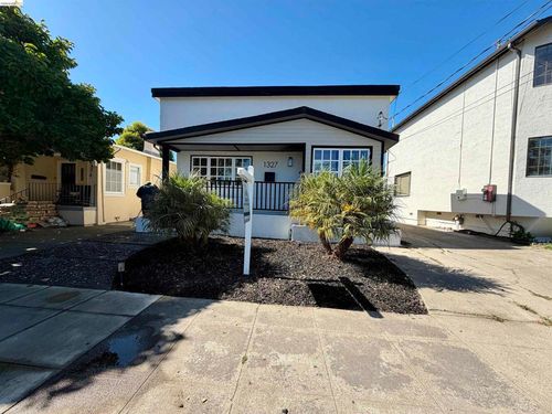 1327 Ward St, Berkeley, CA, 94702-2250 | Card Image