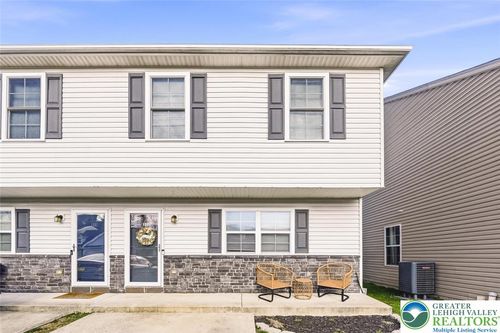 312 Central Park Ave, Bethlehem, PA, 18018-4353 | Card Image