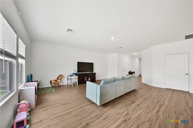 378 Geode Gln, House other with 4 bedrooms, 3 bathrooms and null parking in Maxwell TX | Image 11