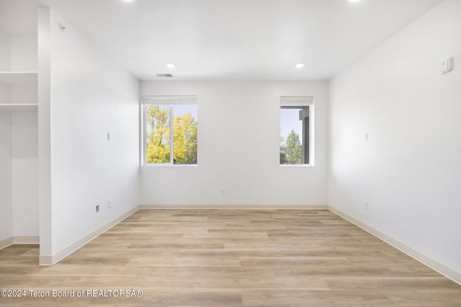 F204 - 201 E Ross Ave Avenue, Condo with 2 bedrooms, 2 bathrooms and null parking in Driggs ID | Image 14
