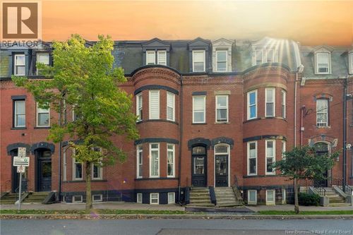 198 Princess St, Saint John, NB, E2L1K9 | Card Image