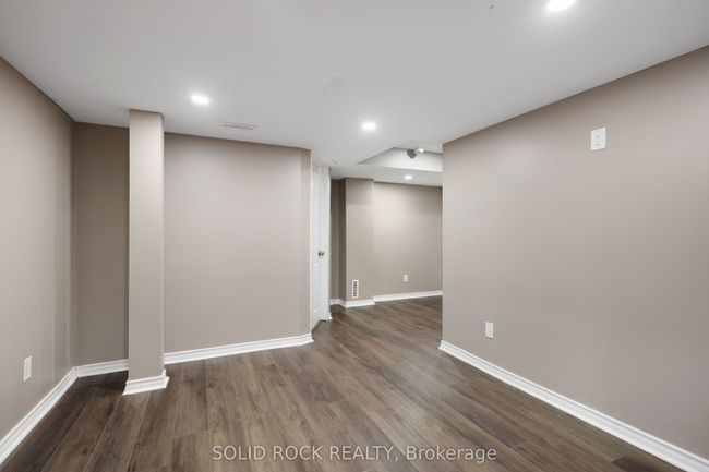 143 Bartonia Cir, House other with 5 bedrooms, 4 bathrooms and 4 parking in Orléans ON | Image 31
