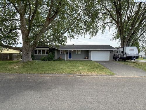 22 Ne Tremont Drive, College Place, WA, 99324 | Card Image