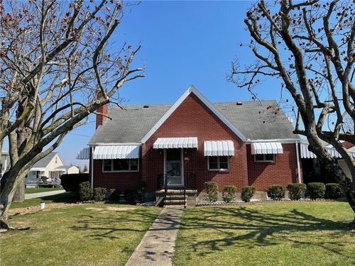 4517 Lincoln Ave, Jeannette, PA, 15644-3062 | Card Image