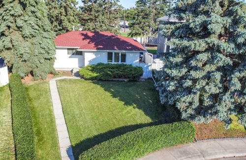 600 Aurora Place Se, Calgary, AB, T2J1A2 | Card Image