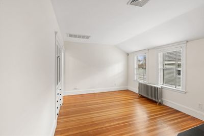 3 - 17 Seymour Street, Condo with 2 bedrooms, 1 bathrooms and 2 parking in Boston MA | Image 3