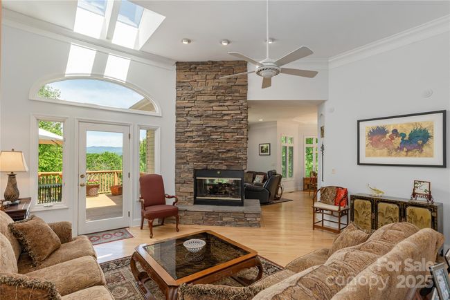 201 Kawani Ln, House other with 4 bedrooms, 4 bathrooms and null parking in Brevard NC | Image 12