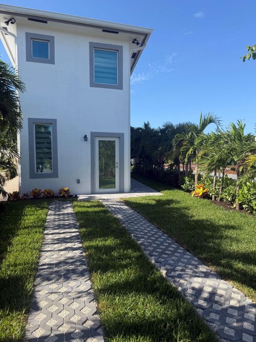 501 El Prado, West Palm Beach, FL, 33405-1959 | Card Image