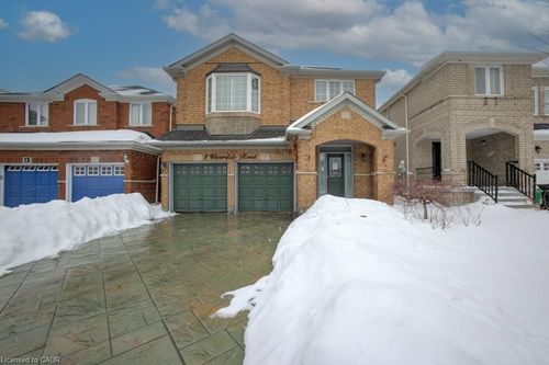 8 Waterdale Rd, Brampton, ON, L7A1S7 | Card Image
