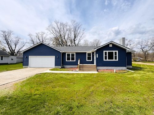 2618 Bond St, Niles, MI, 49120-4128 | Card Image