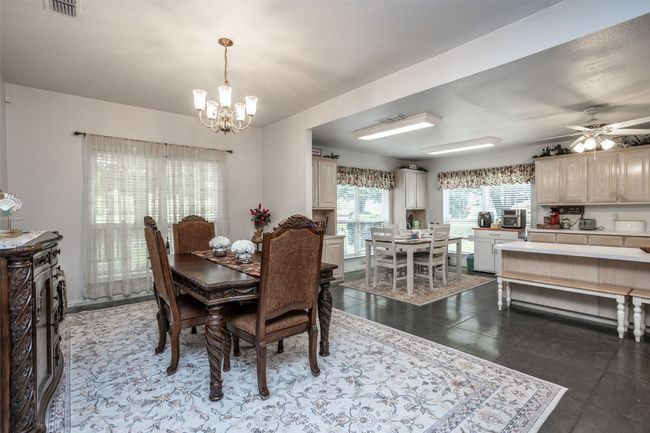 8770 Rector Rd, House other with 4 bedrooms, 4 bathrooms and null parking in Sanger TX | Image 6