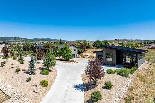 7143 Pace Pl, Park City, UT, 84098-5732 | Card Image