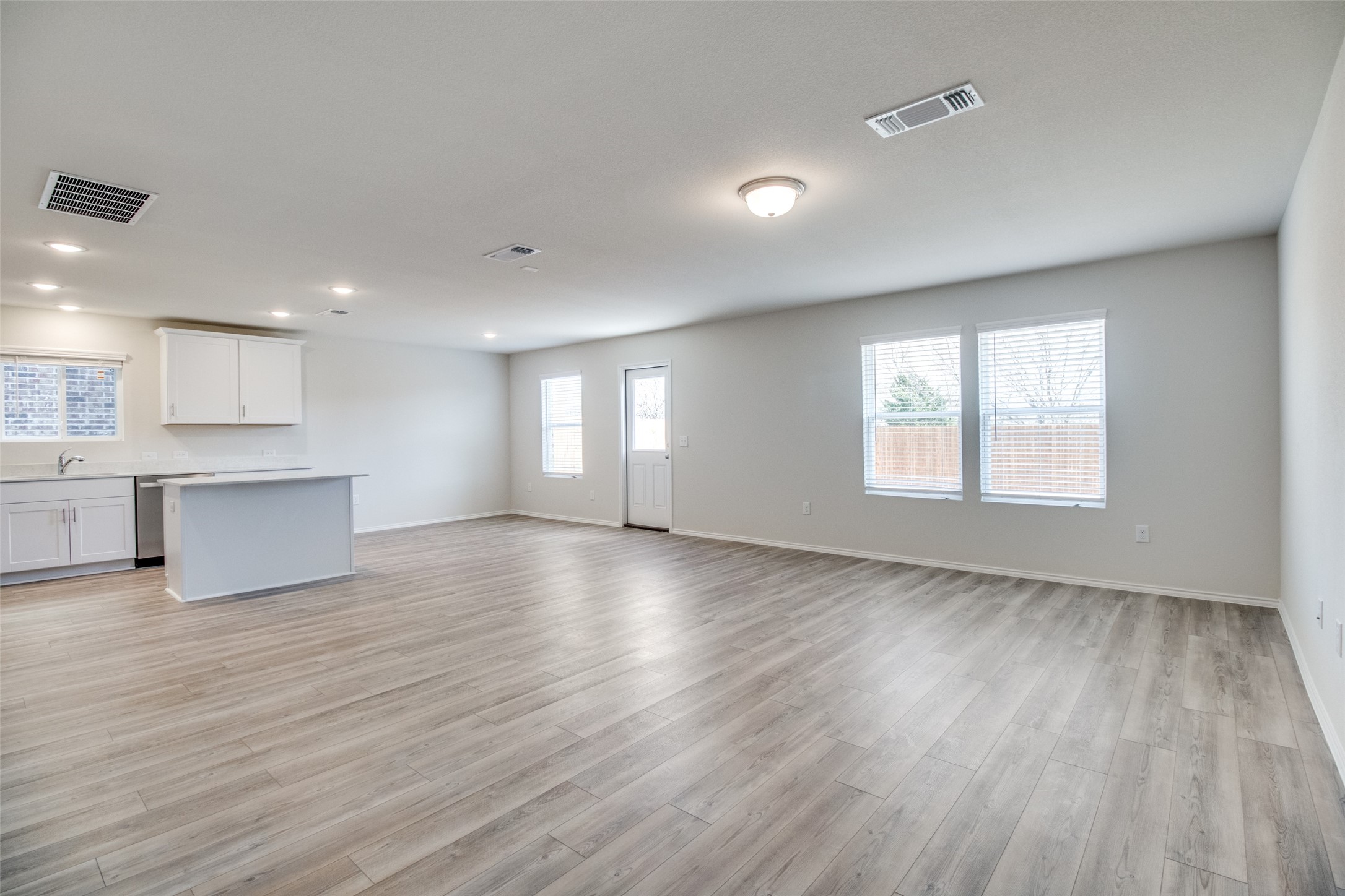 Residential Lease in Van Alstyne 5