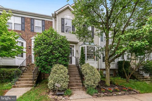 2505 Lesh Ct, CROFTON, MD, 21114-3222 | Card Image