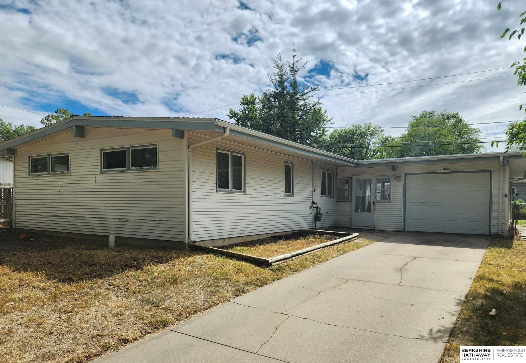 Colfax Ave, Lincoln, NE 68504