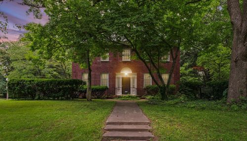 1109 S Douglas Ave, Urbana, IL, 61801-4934 | Card Image