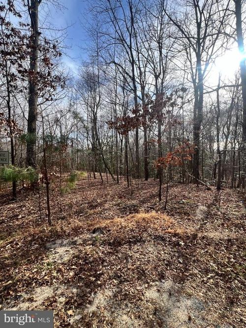 92 Castle Dr, MONTROSS, VA, 22520-8603 | Card Image