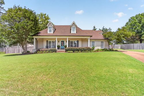 1020 Copper Leaf Cv, Collierville, TN, 38017-3551 | Card Image