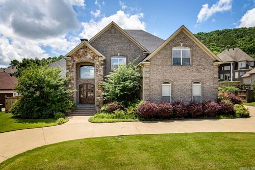 139 Courts Ln, Little Rock, AR, 72223-9018 | Card Image
