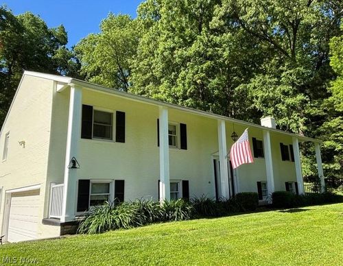 514 Michael Ln Ne, Zoar, OH, 44697-9524 | Card Image