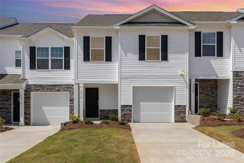5912 Faron Way, Charlotte, NC, 28262-3085 | Card Image