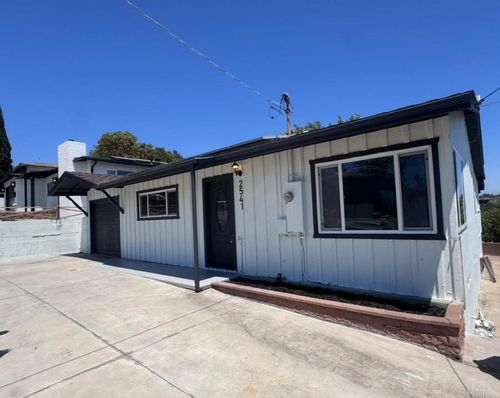 2541 Roseview Pl, San Diego, CA, 92105-4734 | Card Image