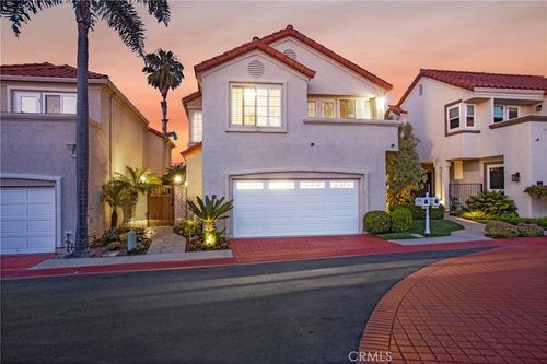 70 Saint Michael, Dana Point, CA, 92629-4151 | Card Image