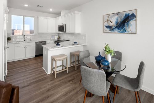 6441 Ventris Walk, Sacramento, CA, 95823-7434 | Card Image