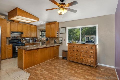 13257 Beechtree St, Lakeside, CA, 92040-3308 | Card Image