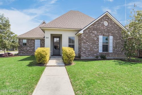 101 Copper Hill Dr, Youngsville, LA, 70592-5499 | Card Image