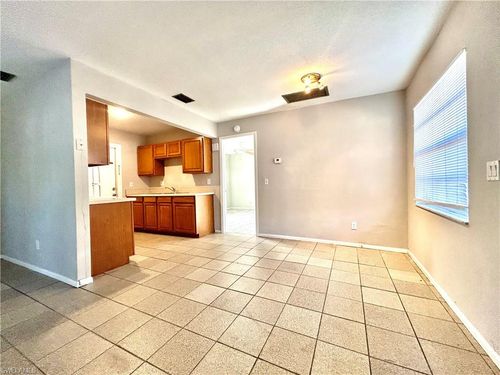 2262 Stella St, FORT MYERS, FL, 33901 | Card Image
