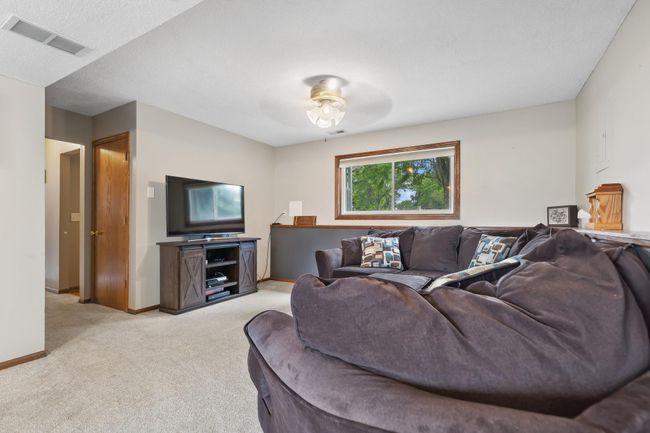 973 Primrose Ln, House other with 3 bedrooms, 2 bathrooms and null parking in Shakopee MN | Image 26
