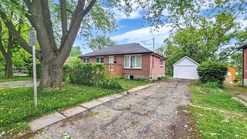 main-1020 Brewer St, Peterborough, ON, K9J5B4 | Card Image