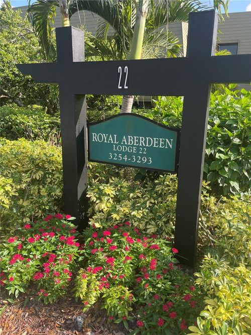 22-202-36750 Us Highway 19 N, PALM HARBOR, FL, 34684-1239 | Card Image